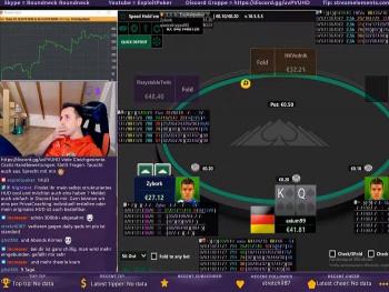 Стример собрал два флеш-рояля за одну сессию