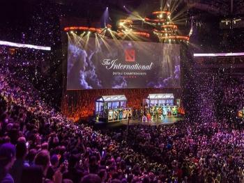 Далеко не все поклонники киберспорта играют 