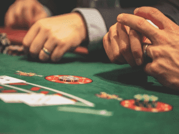 Легализацию игорного бизнеса следует ждать не раньше сентября