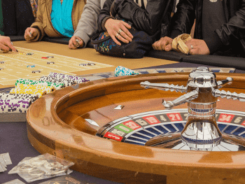 Горсовет Киева принял проект решения об ограничении деятельности игорного бизнеса