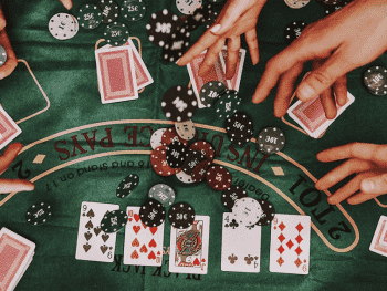 Успешный бизнесмен вызывает на командный поединок известных покеристов