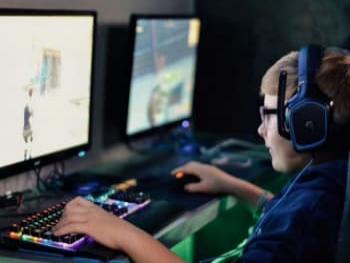 ЮНИСЕФ вместе с Ассоциацией киберспорта рассказали, как защитить детей в онлайн-играх