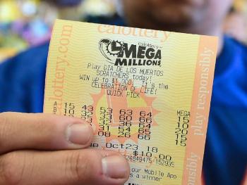 Миллионер из Британии не приходит за выигрышем