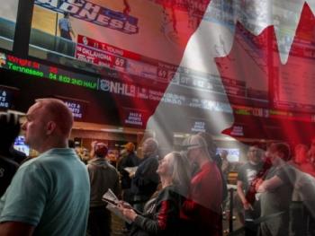 Канада официально легализует беттинг