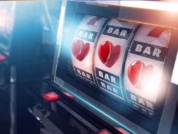 Котята из фильмов ужасов и рулетка-бинго: самые странные игры онлайн-казино