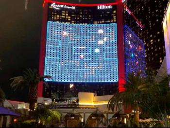 У Лас-Вегасі встановили світовий рекорд, граючи в Pac-Man на фасаді казино