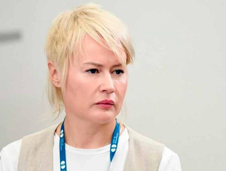 Олена Водолажко